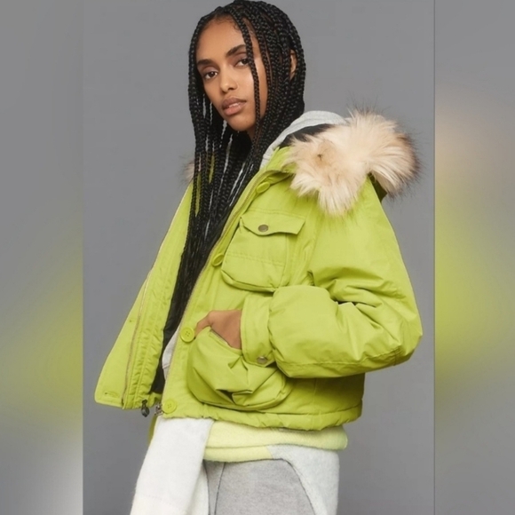 Anthropologie Jackets & Blazers - NWT Anthropologie Cropped Hooded Puffer Coat, Size XS